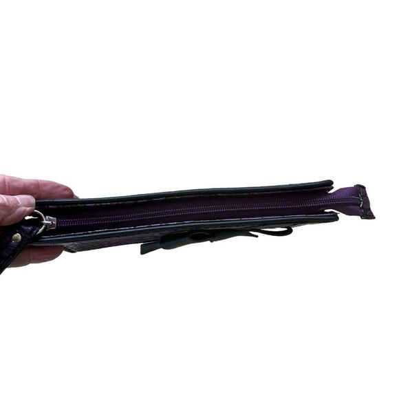 Nine & Co Woman's Wristlet Wallet Purple Alligator Skin With Black Leather Bow - Picture 5 of 9
